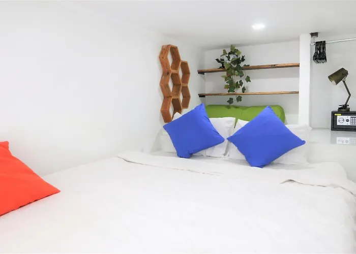 Hostel Cornerstone Bali Coworking *